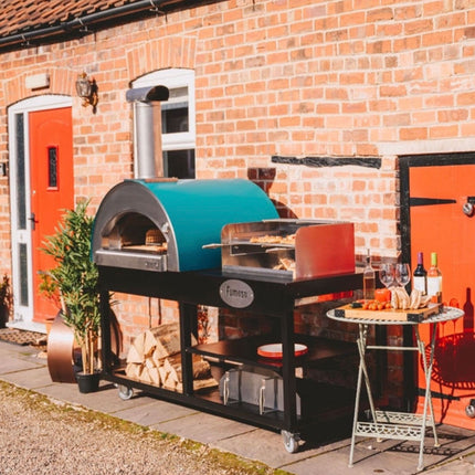 Alpha Pro Grande Fumoso Wood-Fired Pizza Oven and BBQ Grill Bundle in 4 Colours + Cover – view 3