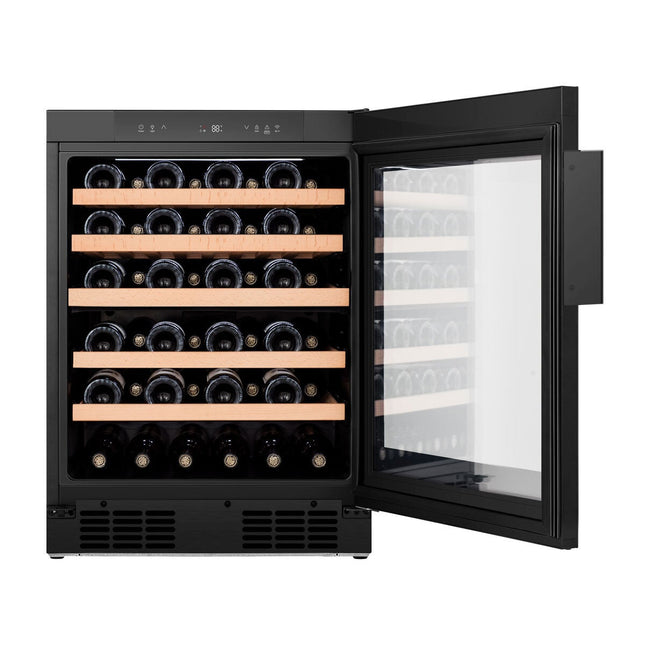 Hisense RW3N132GSLF, 46 Bottle Freestanding, Single Zone Wine Cooler, F Rated in Black – view 2