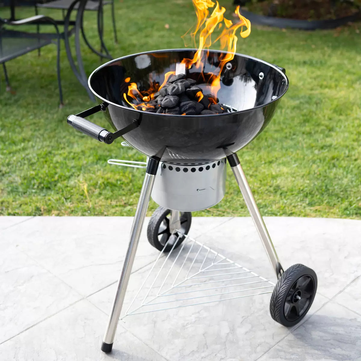 Duro 57cm (22") Kettle Charcoal Barbecue + Cover
