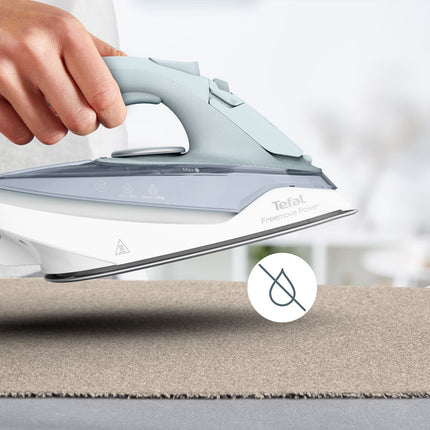 Tefal Freemove Power Steam Iron FV6642G0 – view 2