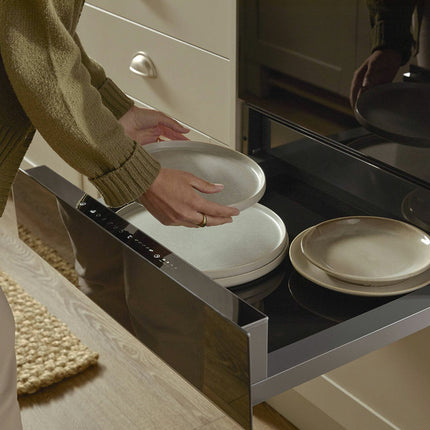 Hisense WDH14BG Built-In Warming Drawer with Touch Control, in Jet Black – view 2