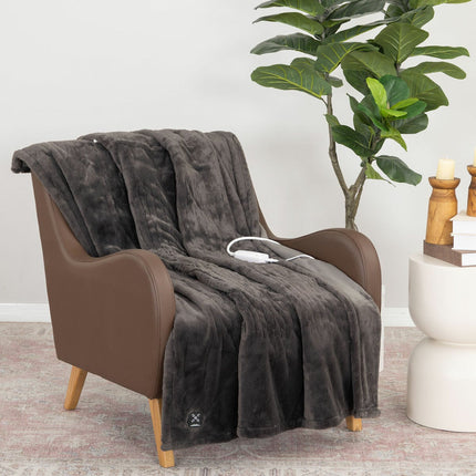 Berkshire Luxe Faux Fur Heated Throw in 4 Colours, 127 x 152 cm
