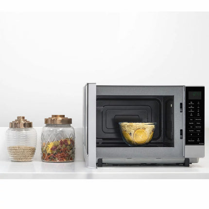 Panasonic 27 Litre 1000W Solo Microwave in Silver, NN-SF464MBPQ