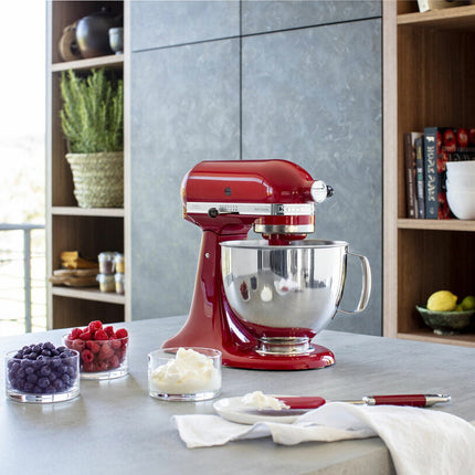 KitchenAid Artisan Stand Mixer 4.8L Stainless Steel Bowl, Empire Red, 5KSM125BER – view 4
