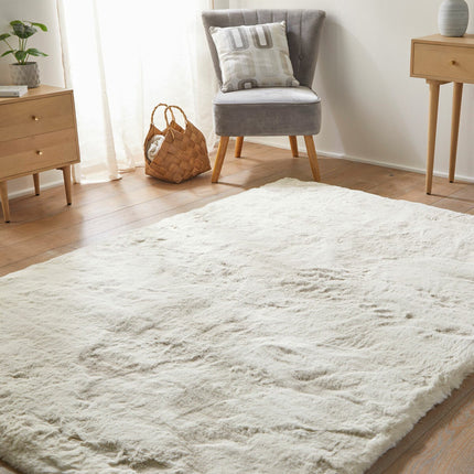 Concept Looms Heavenly Faux Fur Dove Rug, in 3 Sizes – view 3