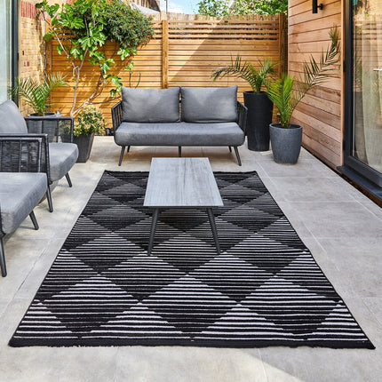 Concept Looms Jazz Black Indoor Outdoor Rug, in 2 Sizes