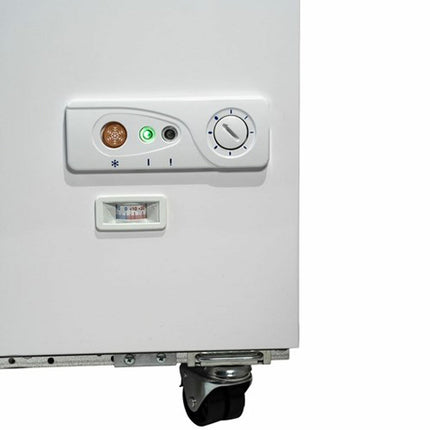 Contender FZC019 Commercial 655L Twin Lid Chest Freezer, D Rated in White – view 6