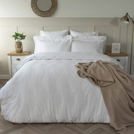 Belledorm 600 Thread Count Cotton White Duvet Cover Set in 3 Sizes – view 5