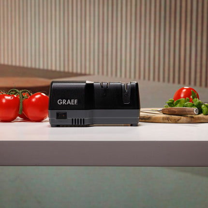Graef CC82UKI Electric Knife Sharpener in Black – view 4