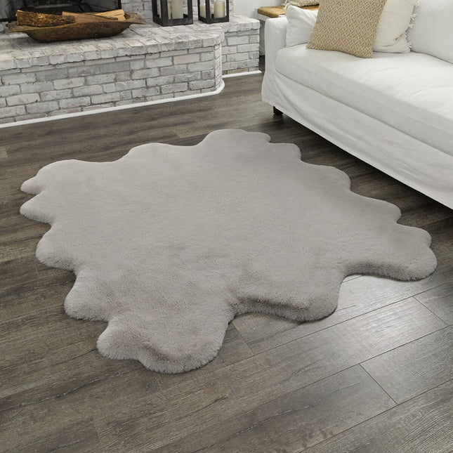 Mon Chateau Faux Fur Sexto Rug in 2 Colours, 160 x 177 cm
