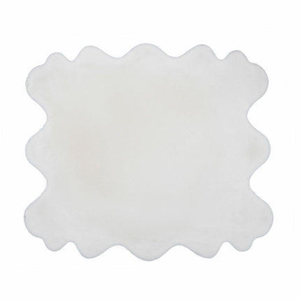 Mon Chateau Faux Fur Sexto Rug in 2 Colours, 160 x 177 cm – view 4