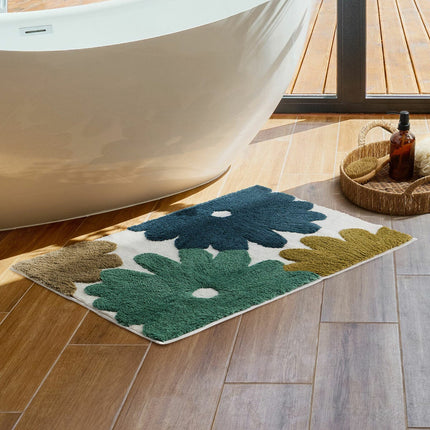 Home Inspiration Flower Bath Mat in 3 Colours, 55 x 91 cm