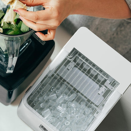 Pro Breeze 2L Countertop 15kg Ice Cube Maker in White – view 3