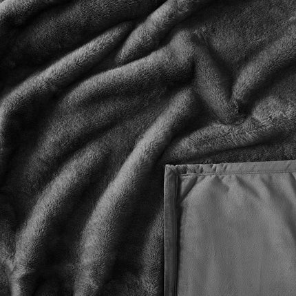 Mon Chateau Faux Fur Throw in 4 Colours, 152 x 177 cm – view 8