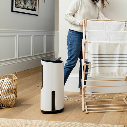 MeacoDry Arete Two Dehumidifier & Air Purifier 25L in Charcoal – view 5