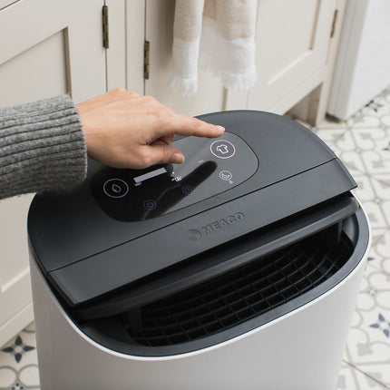 MeacoDry Arete Two Dehumidifier & Air Purifier 25L in Charcoal – view 8