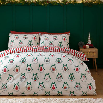 Catherine Lansfield Christmas Vintage Stripe Reversible Duvet Cover Set In 3 Sizes – view 2