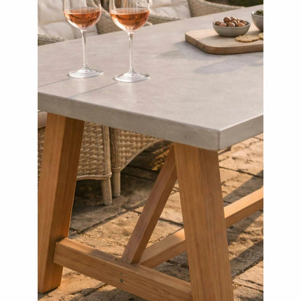 Bramblecrest Woodchester 9 Piece Dining Set