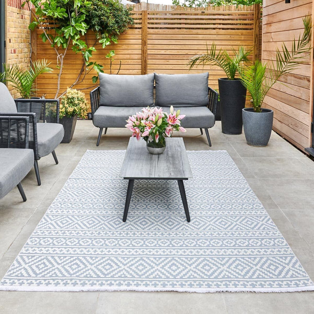Concept Looms Jazz Blue Indoor Outdoor Rug, in 2 Sizes